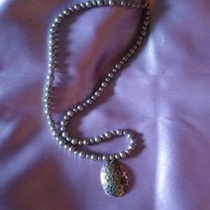 🆕Necklace and earring set